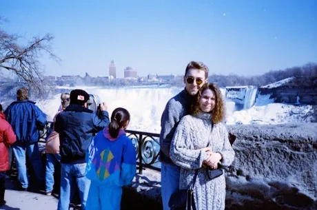 Oss foran Niagara Falls